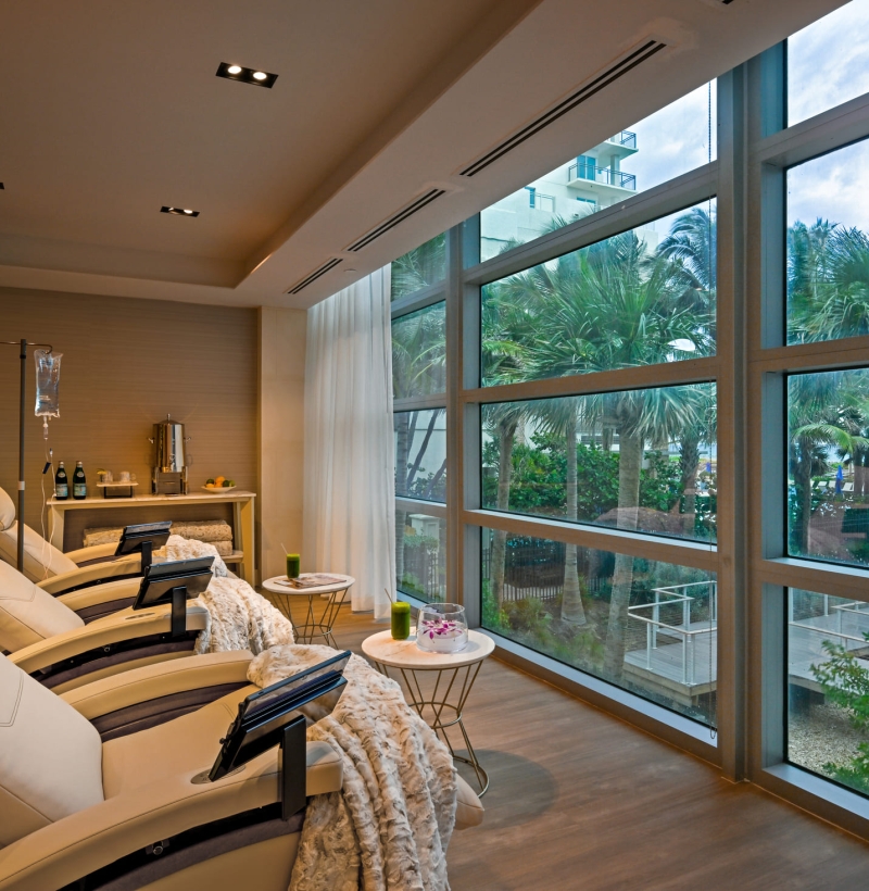 IV Lounge at Amrit